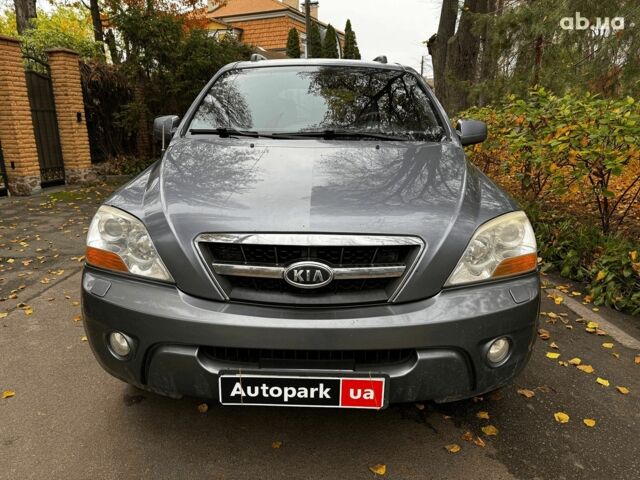 Серый Киа Соренто, объемом двигателя 2.5 л и пробегом 251 тыс. км за 7490 $, фото 1 на Automoto.ua