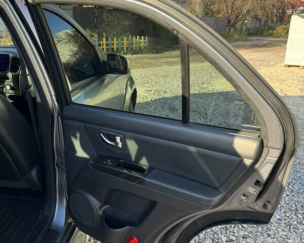 Сірий Кіа Соренто, об'ємом двигуна 3.3 л та пробігом 267 тис. км за 7700 $, фото 26 на Automoto.ua