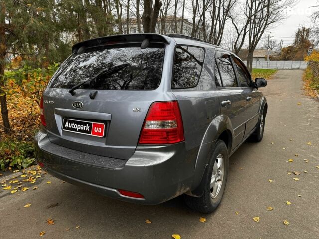 Серый Киа Соренто, объемом двигателя 2.5 л и пробегом 251 тыс. км за 7490 $, фото 5 на Automoto.ua