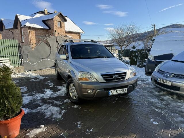 Серый Киа Соренто, объемом двигателя 2.5 л и пробегом 230 тыс. км за 7300 $, фото 1 на Automoto.ua