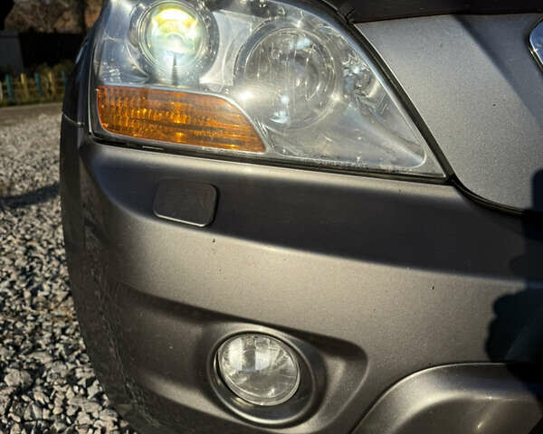 Сірий Кіа Соренто, об'ємом двигуна 3.3 л та пробігом 267 тис. км за 7700 $, фото 8 на Automoto.ua