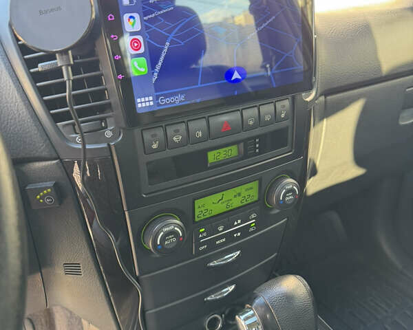 Сірий Кіа Соренто, об'ємом двигуна 3.3 л та пробігом 267 тис. км за 7700 $, фото 21 на Automoto.ua