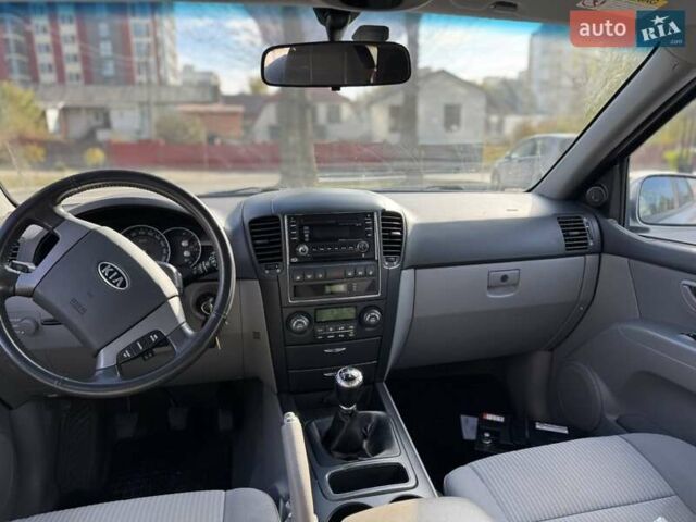Киа Соренто 2008 в Львове на Automoto.ua Серый Киа Соренто, объемом двигателя 2.5 л и пробегом 212 тыс. км за 4950 $, фото 8 на Automoto.ua