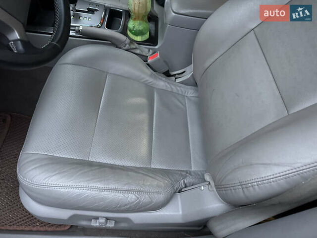 Серый Киа Соренто, объемом двигателя 3.3 л и пробегом 230 тыс. км за 8700 $, фото 12 на Automoto.ua