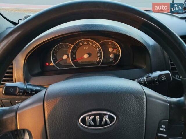 Киа Соренто 2008 в Киеве на Automoto.ua Серый Киа Соренто, объемом двигателя 2.5 л и пробегом 333 тыс. км за 9500 $, фото 11 на Automoto.ua