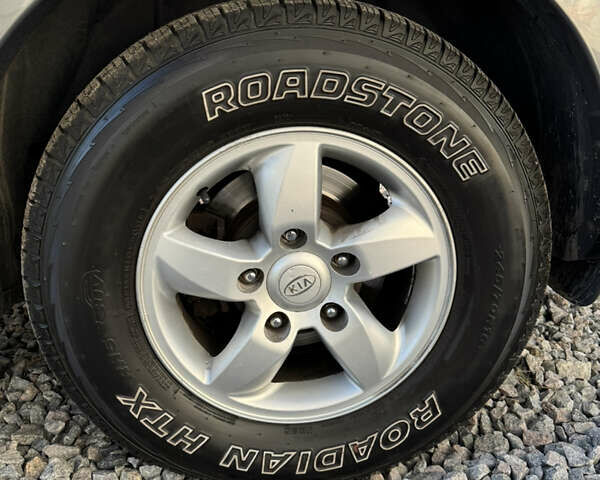 Сірий Кіа Соренто, об'ємом двигуна 3.3 л та пробігом 267 тис. км за 7700 $, фото 12 на Automoto.ua