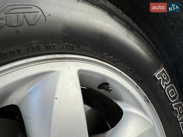 Сірий Кіа Соренто, об'ємом двигуна 3.3 л та пробігом 267 тис. км за 7700 $, фото 11 на Automoto.ua