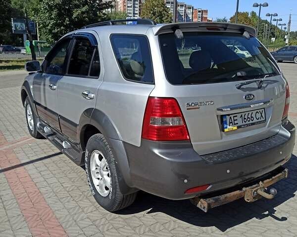 Серый Киа Соренто, объемом двигателя 3.3 л и пробегом 226 тыс. км за 7500 $, фото 8 на Automoto.ua