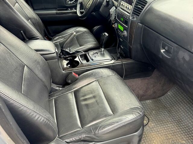 Сірий Кіа Соренто, об'ємом двигуна 2.5 л та пробігом 240 тис. км за 6000 $, фото 9 на Automoto.ua