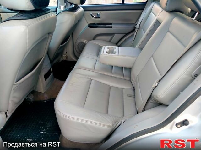 Серый Киа Соренто, объемом двигателя 2.5 л и пробегом 220 тыс. км за 8300 $, фото 7 на Automoto.ua