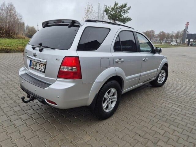 Серый Киа Соренто, объемом двигателя 2.5 л и пробегом 250 тыс. км за 3785 $, фото 6 на Automoto.ua