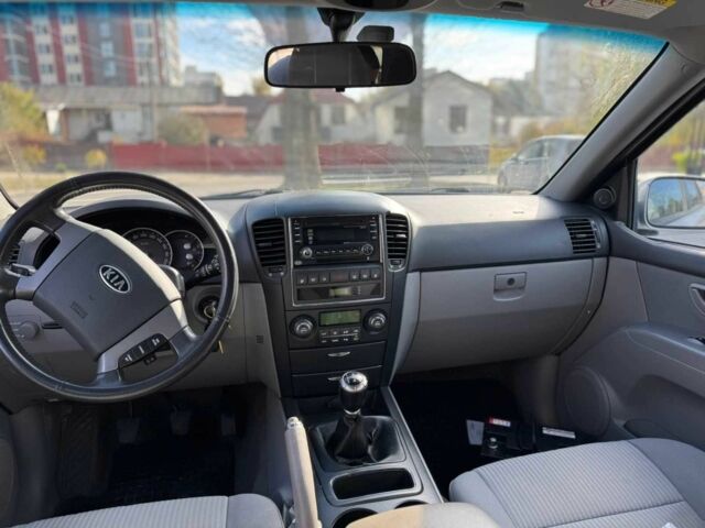 Киа Соренто 2008 в Львове на Automoto.ua Серый Киа Соренто, объемом двигателя 2.5 л и пробегом 212 тыс. км за 4950 $, фото 5 на Automoto.ua