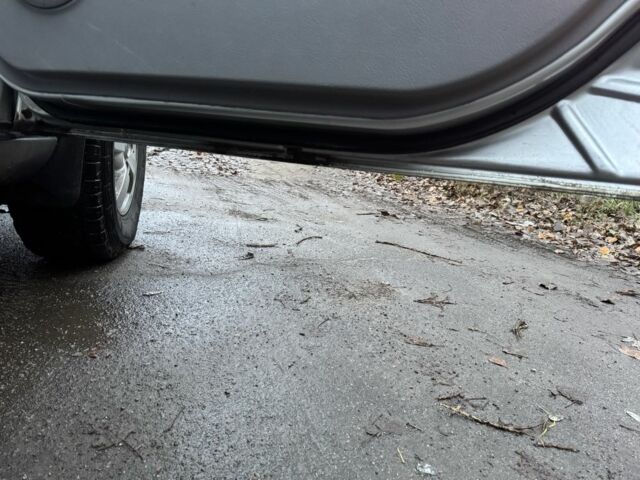 Серый Киа Соренто, объемом двигателя 3.3 л и пробегом 230 тыс. км за 8700 $, фото 6 на Automoto.ua