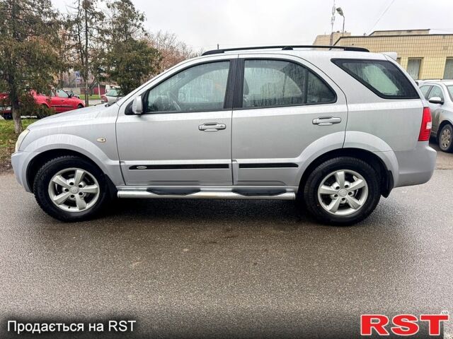 Сірий Кіа Соренто, об'ємом двигуна 2.5 л та пробігом 240 тис. км за 6000 $, фото 4 на Automoto.ua