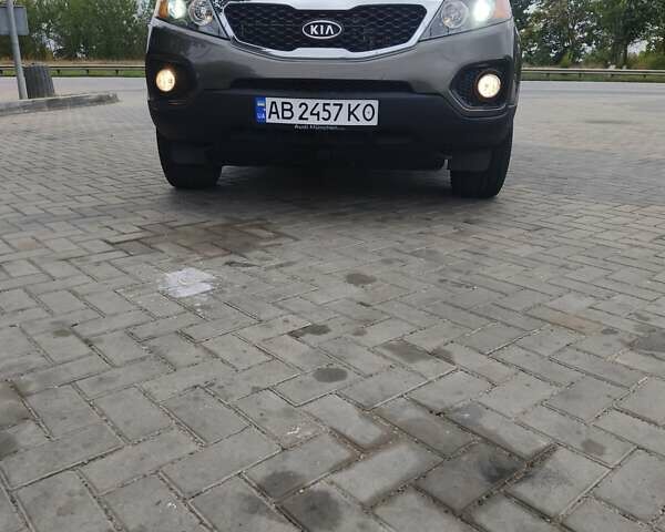 Серый Киа Соренто, объемом двигателя 2.2 л и пробегом 215 тыс. км за 10500 $, фото 8 на Automoto.ua