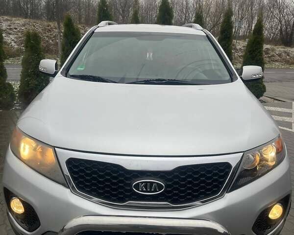 Серый Киа Соренто, объемом двигателя 2.2 л и пробегом 217 тыс. км за 11750 $, фото 3 на Automoto.ua