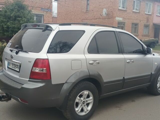 Сірий Кіа Соренто, об'ємом двигуна 2.5 л та пробігом 220 тис. км за 5500 $, фото 2 на Automoto.ua