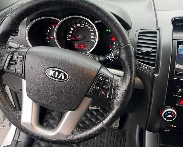 Серый Киа Соренто, объемом двигателя 2.2 л и пробегом 217 тыс. км за 11750 $, фото 28 на Automoto.ua