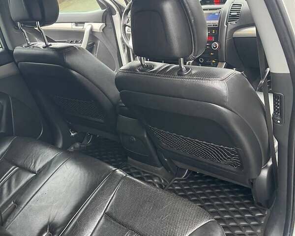 Серый Киа Соренто, объемом двигателя 2.2 л и пробегом 217 тыс. км за 11750 $, фото 20 на Automoto.ua