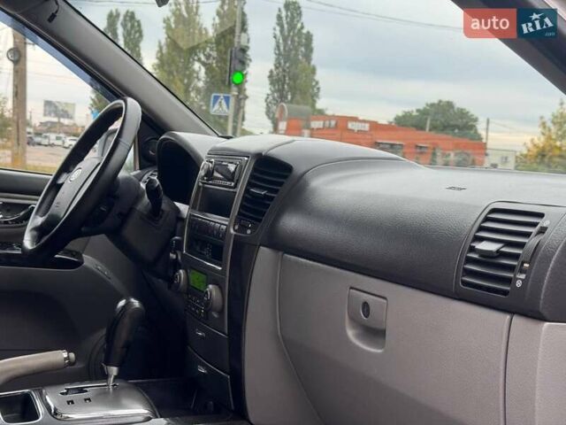 Сірий Кіа Соренто, об'ємом двигуна 3.78 л та пробігом 187 тис. км за 7850 $, фото 24 на Automoto.ua