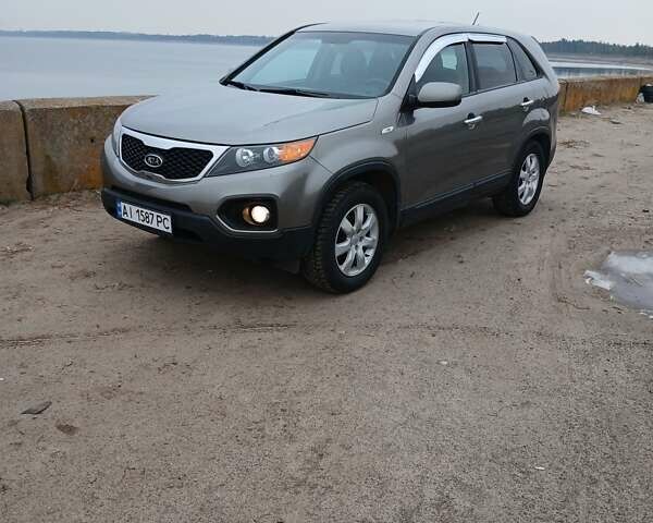 Серый Киа Соренто, объемом двигателя 2 л и пробегом 204 тыс. км за 12700 $, фото 4 на Automoto.ua