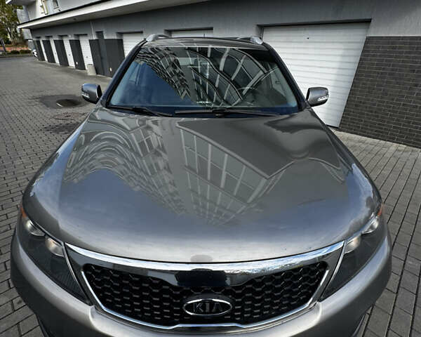 Кіа Соренто 2009 у Рівному на Automoto.ua Сірий Кіа Соренто, об'ємом двигуна 2.2 л та пробігом 265 тис. км за 12500 $, фото 6 на Automoto.ua