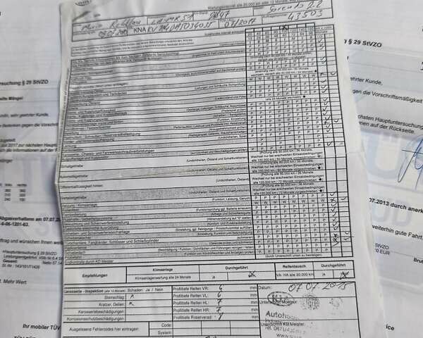 Серый Киа Соренто, объемом двигателя 2.2 л и пробегом 215 тыс. км за 10500 $, фото 37 на Automoto.ua