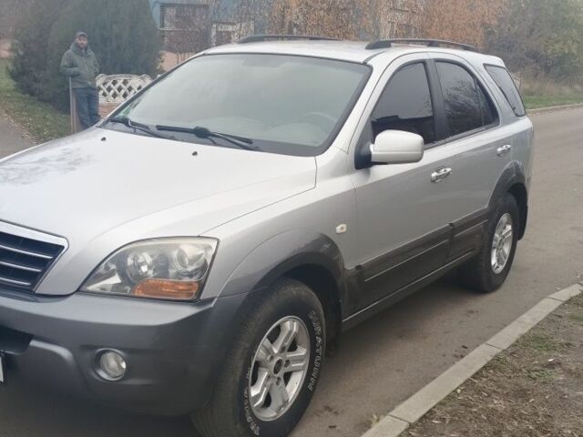Сірий Кіа Соренто, об'ємом двигуна 2.5 л та пробігом 220 тис. км за 5500 $, фото 4 на Automoto.ua