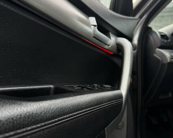 Кіа Соренто 2009 у Рівному на Automoto.ua Сірий Кіа Соренто, об'ємом двигуна 2.2 л та пробігом 265 тис. км за 12500 $, фото 33 на Automoto.ua