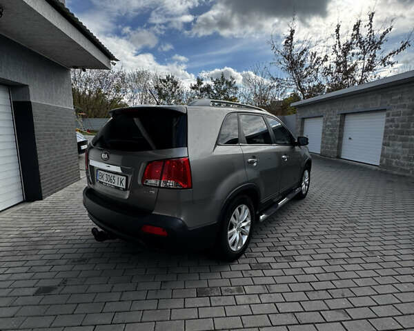 Кіа Соренто 2009 у Рівному на Automoto.ua Сірий Кіа Соренто, об'ємом двигуна 2.2 л та пробігом 265 тис. км за 12500 $, фото 10 на Automoto.ua