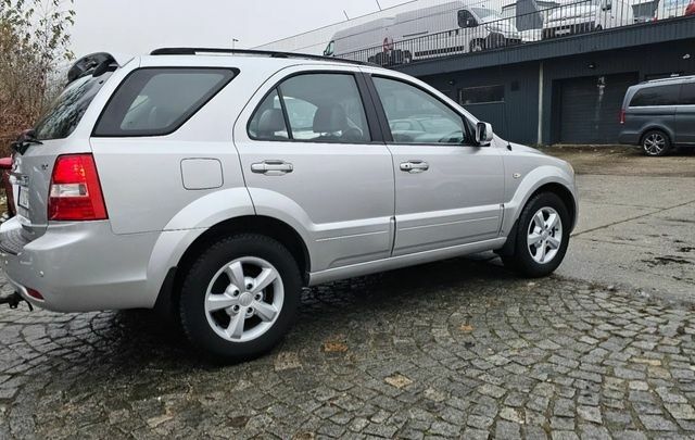 Серый Киа Соренто, объемом двигателя 2.5 л и пробегом 166 тыс. км за 3000 $, фото 5 на Automoto.ua