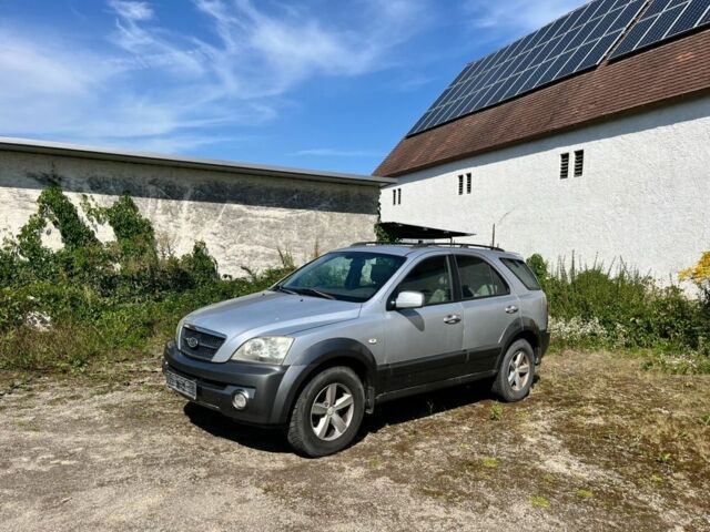 Серый Киа Соренто, объемом двигателя 2.2 л и пробегом 190 тыс. км за 3491 $, фото 1 на Automoto.ua