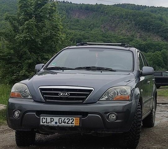 Сірий Кіа Соренто, об'ємом двигуна 0 л та пробігом 250 тис. км за 3500 $, фото 9 на Automoto.ua