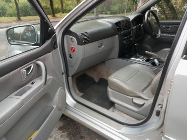 Серый Киа Соренто, объемом двигателя 3 л и пробегом 142 тыс. км за 3300 $, фото 10 на Automoto.ua