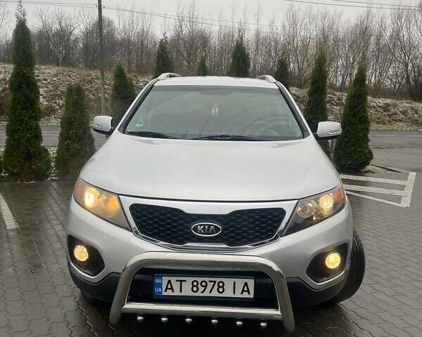 Серый Киа Соренто, объемом двигателя 2.2 л и пробегом 217 тыс. км за 11750 $, фото 2 на Automoto.ua