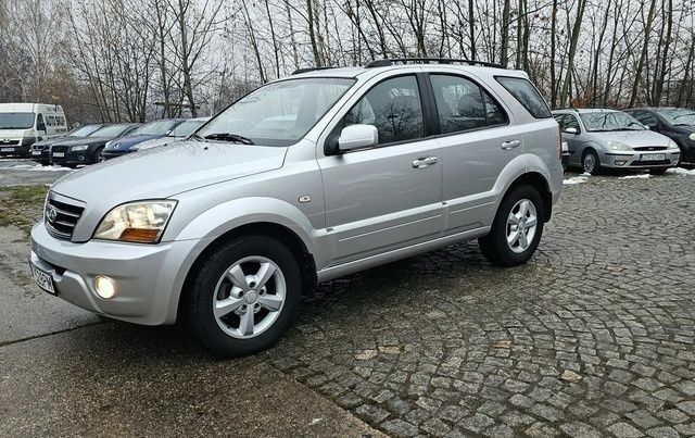 Серый Киа Соренто, объемом двигателя 2.5 л и пробегом 166 тыс. км за 3000 $, фото 2 на Automoto.ua