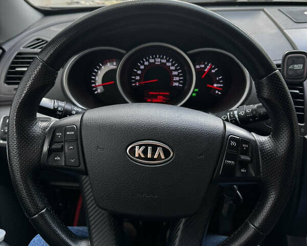 Кіа Соренто 2009 у Рівному на Automoto.ua Сірий Кіа Соренто, об'ємом двигуна 2.2 л та пробігом 265 тис. км за 12500 $, фото 37 на Automoto.ua