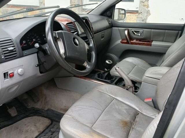 Сірий Кіа Соренто, об'ємом двигуна 0 л та пробігом 236 тис. км за 3724 $, фото 4 на Automoto.ua