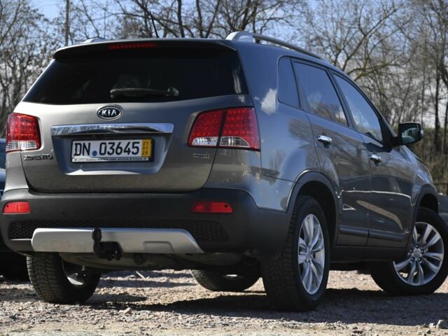 Серый Киа Соренто, объемом двигателя 2.2 л и пробегом 209 тыс. км за 12999 $, фото 6 на Automoto.ua