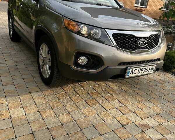 Сірий Кіа Соренто, об'ємом двигуна 2.2 л та пробігом 266 тис. км за 12000 $, фото 15 на Automoto.ua