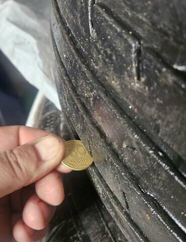 Серый Киа Соренто, объемом двигателя 2.4 л и пробегом 260 тыс. км за 11500 $, фото 36 на Automoto.ua