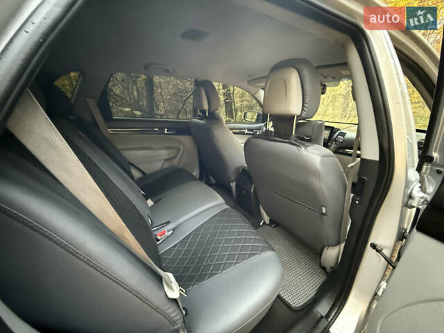 Киа Соренто 2010 в Львове на Automoto.ua Серый Киа Соренто, объемом двигателя 2.36 л и пробегом 190 тыс. км за 9500 $, фото 11 на Automoto.ua