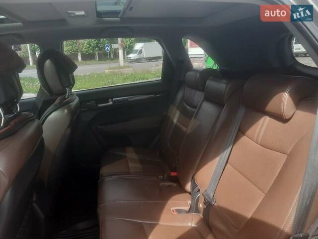 Сірий Кіа Соренто, об'ємом двигуна 2.2 л та пробігом 258 тис. км за 12850 $, фото 30 на Automoto.ua