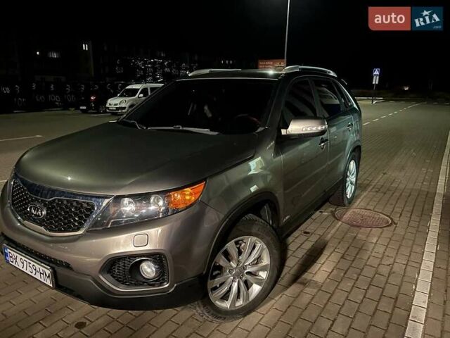 Серый Киа Соренто, объемом двигателя 2.2 л и пробегом 282 тыс. км за 12200 $, фото 1 на Automoto.ua