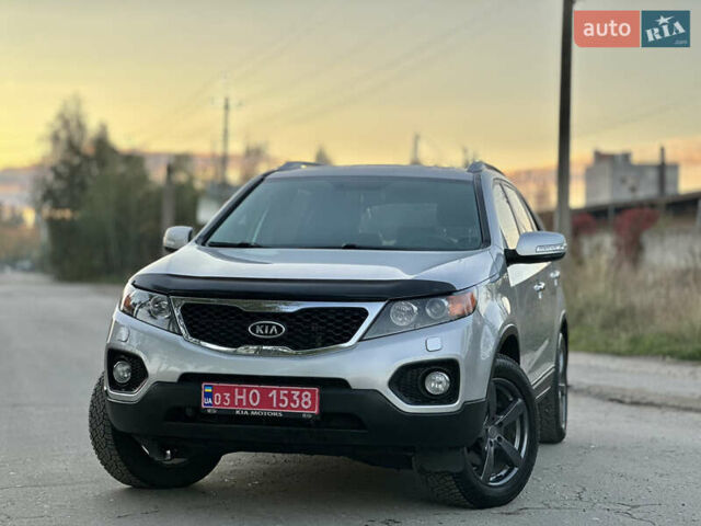 Серый Киа Соренто, объемом двигателя 2.2 л и пробегом 249 тыс. км за 11900 $, фото 2 на Automoto.ua