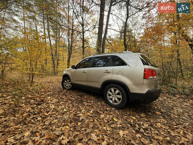 Киа Соренто 2010 в Львове на Automoto.ua Серый Киа Соренто, объемом двигателя 2.36 л и пробегом 190 тыс. км за 9500 $, фото 25 на Automoto.ua