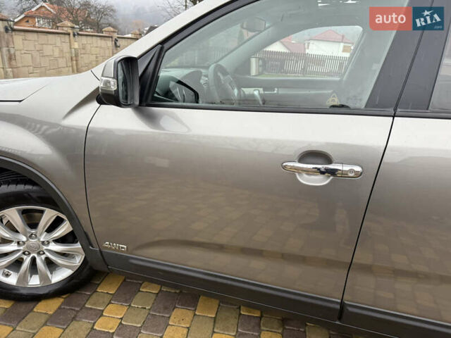 Сірий Кіа Соренто, об'ємом двигуна 2.2 л та пробігом 222 тис. км за 12450 $, фото 38 на Automoto.ua