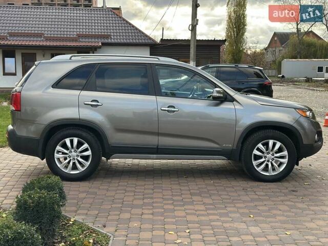 Серый Киа Соренто, объемом двигателя 2.2 л и пробегом 270 тыс. км за 13200 $, фото 2 на Automoto.ua