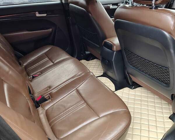 Киа Соренто 2010 в Здолбунове на Automoto.ua Серый Киа Соренто, объемом двигателя 2.2 л и пробегом 230 тыс. км за 11550 $, фото 5 на Automoto.ua
