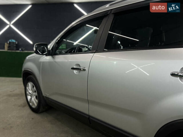 Киа Соренто 2010 в Киеве на Automoto.ua Серый Киа Соренто, объемом двигателя 2.4 л и пробегом 225 тыс. км за 11500 $, фото 21 на Automoto.ua